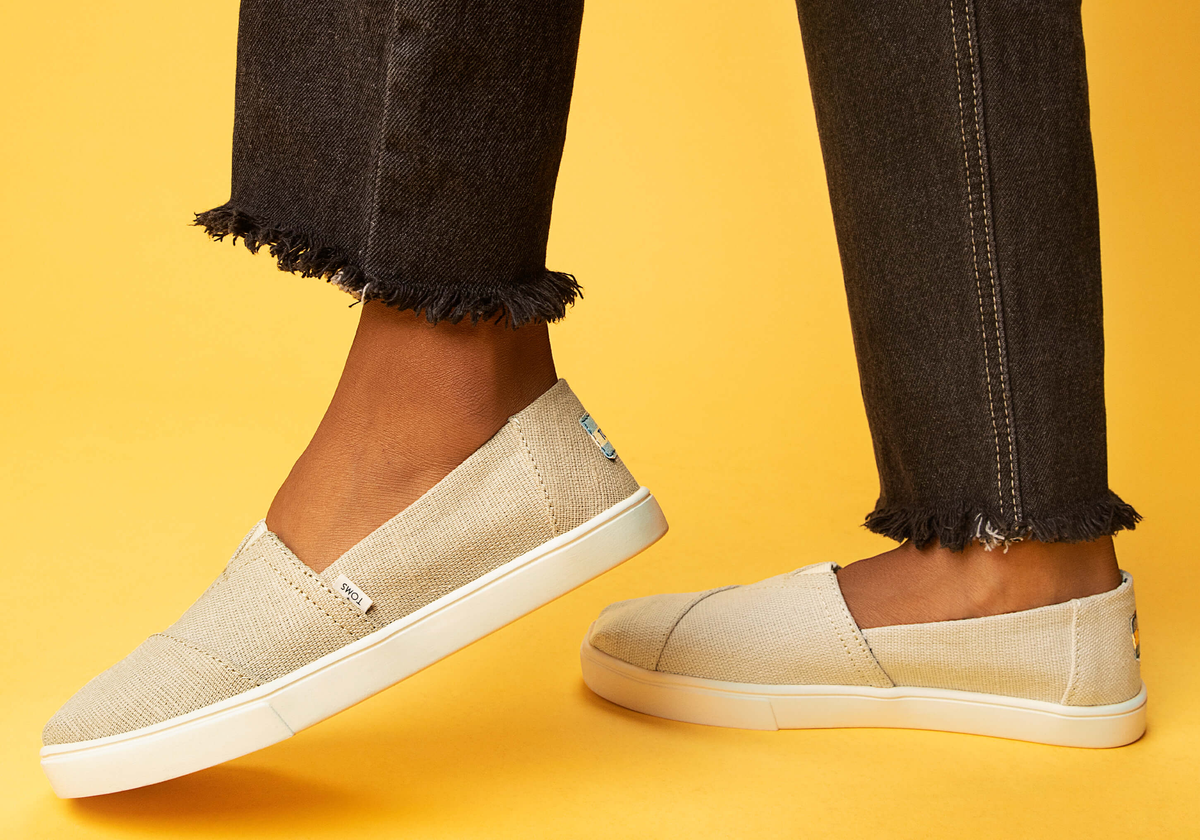 Toms natural heritage canvas sale
